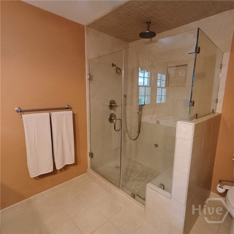 35 Clarendon Road Savannah, GA 31410 - Photo 19 of 41 Master Bath