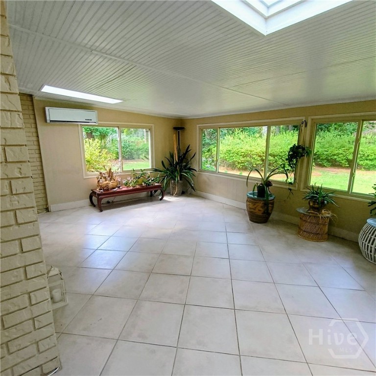 35 Clarendon Road Savannah, GA 31410 - Photo 32 of 41 Sun Room