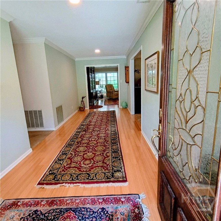 35 Clarendon Road Savannah, GA 31410 - Photo 4 of 41 Foyer