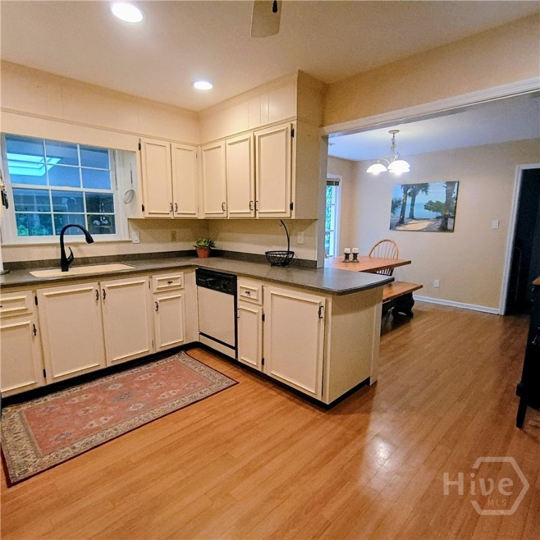 35 Clarendon Road Savannah, GA 31410 - Photo 7 of 41