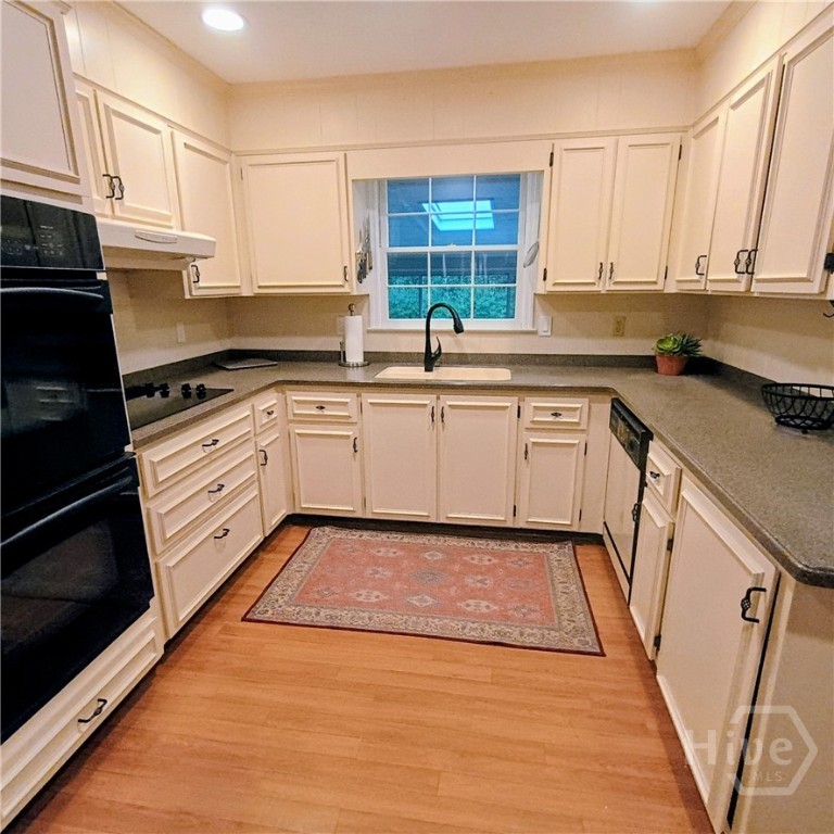 35 Clarendon Road Savannah, GA 31410 - Photo 8 of 41