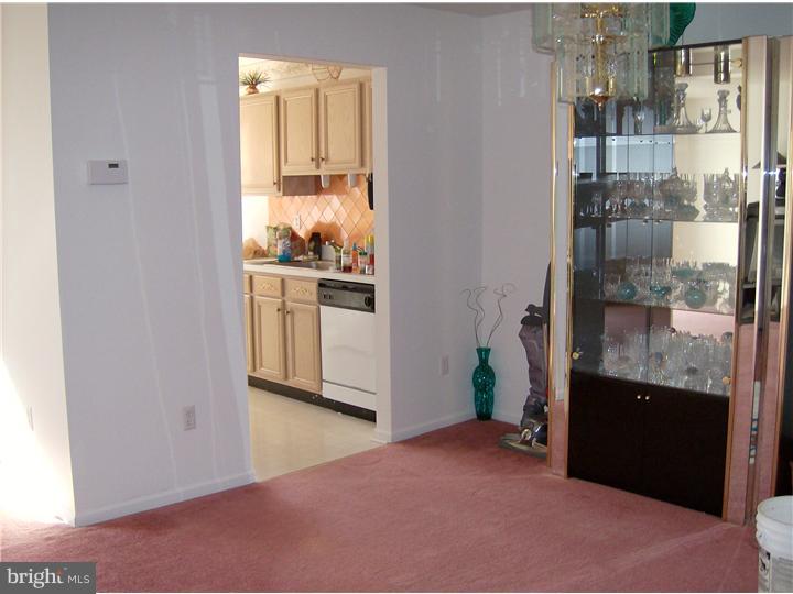 12 Grant Way Princeton, NJ 08540 - Photo 2 of 8