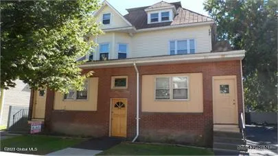 $1,395 | 420 Delaware Avenue, Unit 4, Albany, NY 12209