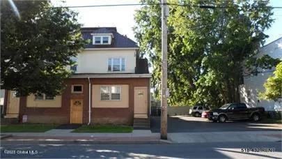 $1,395 | 420 Delaware Avenue, Unit 4, Albany, NY 12209