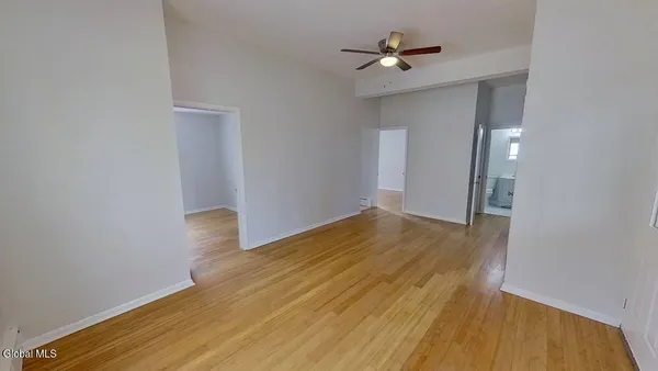 $1,395 | 420 Delaware Avenue, Unit 4, Albany, NY 12209