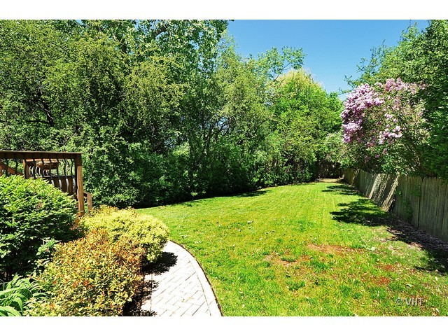 669 Ridge Road Highland Park, IL 60035 - Photo 16 of 16 a view of a back yard