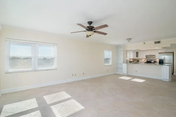 $3,995 | 160 Columbia Drive, Unit 507, Tampa, FL 33606