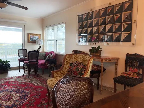 $3,995 | 160 Columbia Drive, Unit 507, Tampa, FL 33606