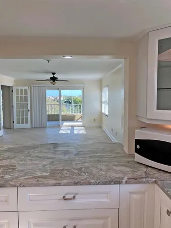 $3,995 | 160 Columbia Drive, Unit 507, Tampa, FL 33606