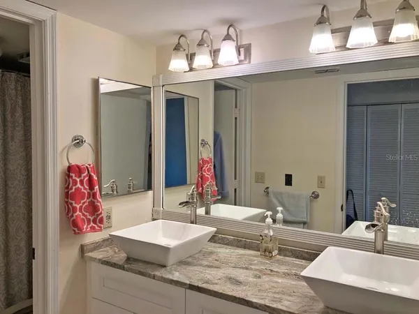 $3,995 | 160 Columbia Drive, Unit 507, Tampa, FL 33606