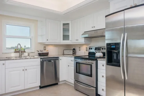 $3,995 | 160 Columbia Drive, Unit 507, Tampa, FL 33606