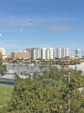 $3,995 | 160 Columbia Drive, Unit 507, Tampa, FL 33606