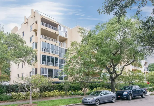 $3,995 | 160 Columbia Drive, Unit 507, Tampa, FL 33606