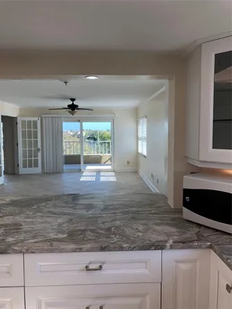 $3,995 | 160 Columbia Drive, Unit 507, Tampa, FL 33606