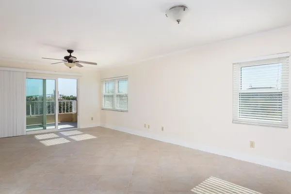 $3,995 | 160 Columbia Drive, Unit 507, Tampa, FL 33606