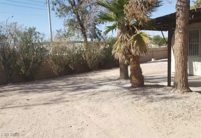 $429,900 | 3711 East Southern Light Drive, Las Vegas, NV 89115