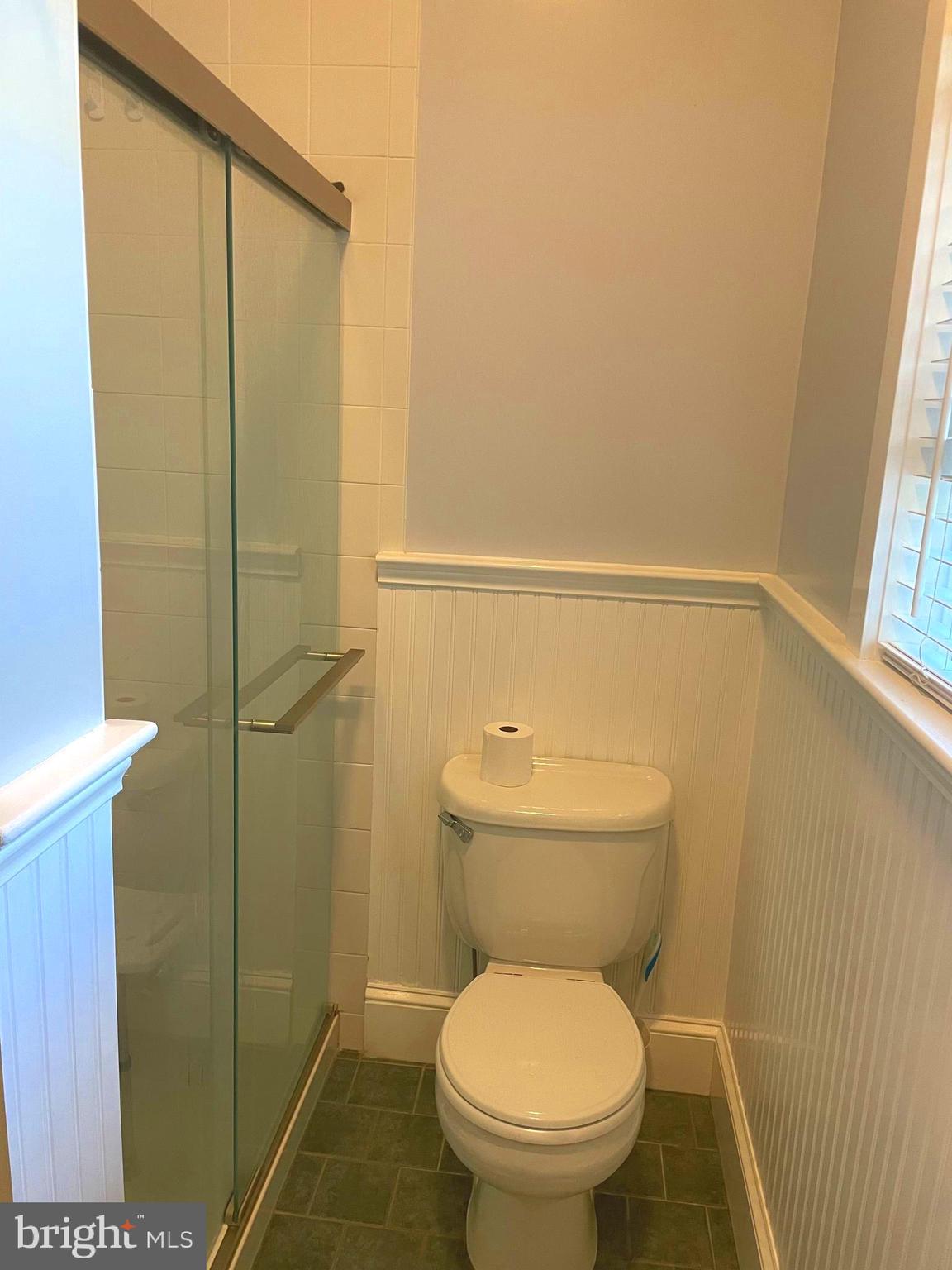 1453 Makefield Road Yardley, PA 19067 - Photo 17 of 46 1st FL Bathroom