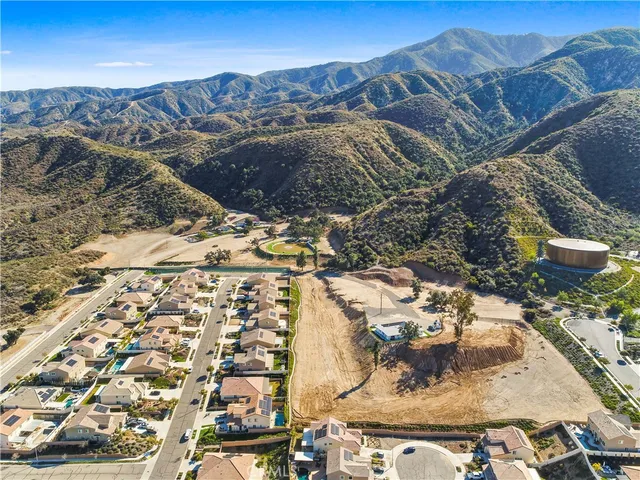 $1,950 | 26346 Pawpaw Court, Unit 1, Corona, CA 92883