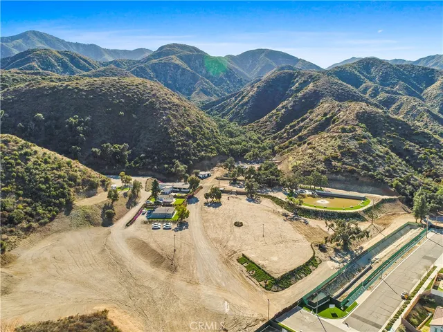 $1,950 | 26346 Pawpaw Court, Unit 1, Corona, CA 92883