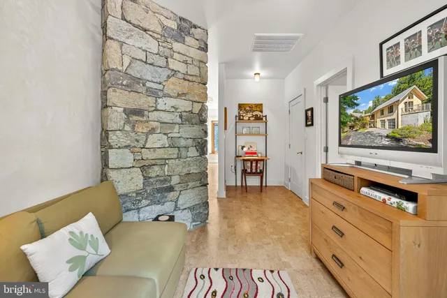 $1,300,000 | 79 Marigold Way, Gerrardstown, WV 25420