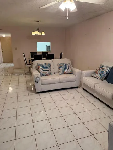 $128,000 | 2850 Somerset Drive, Unit 309L, Lauderdale Lakes, FL 33311