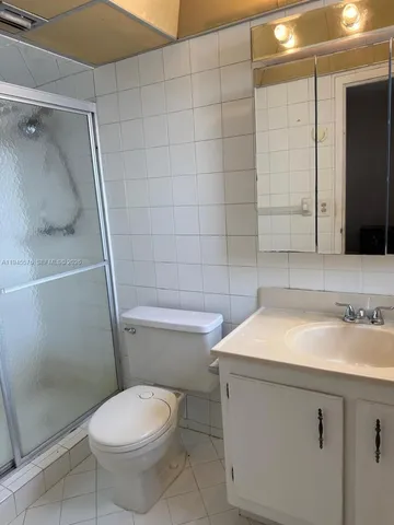 $128,000 | 2850 Somerset Drive, Unit 309L, Lauderdale Lakes, FL 33311