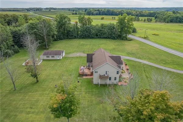 $849,900 | 6426 Lake Bluff Road, Huron, NY 14516