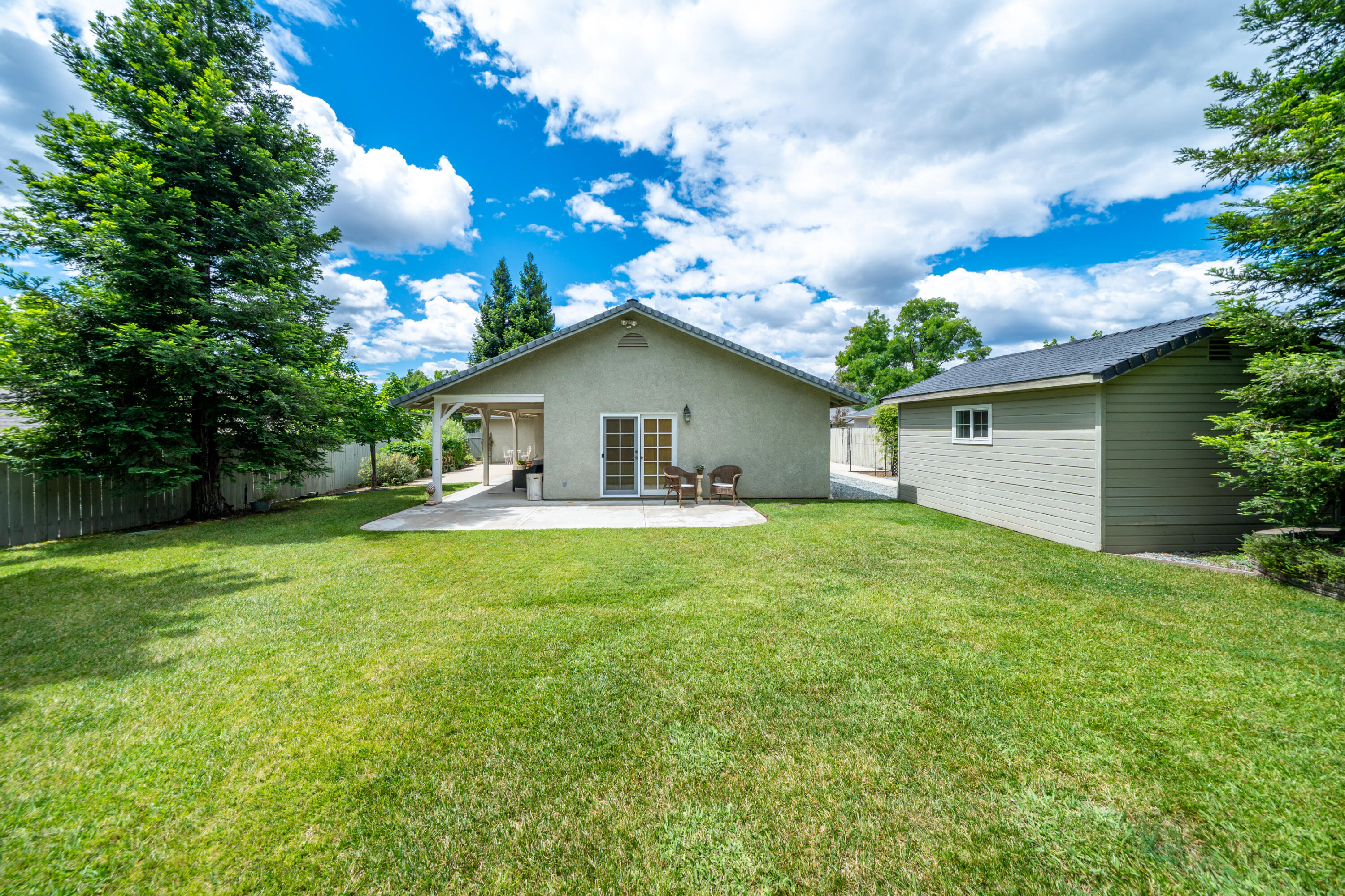1044 Riviera Drive Redding, CA 96001 - Photo 38 of 46 1044 Riviera Dr-51