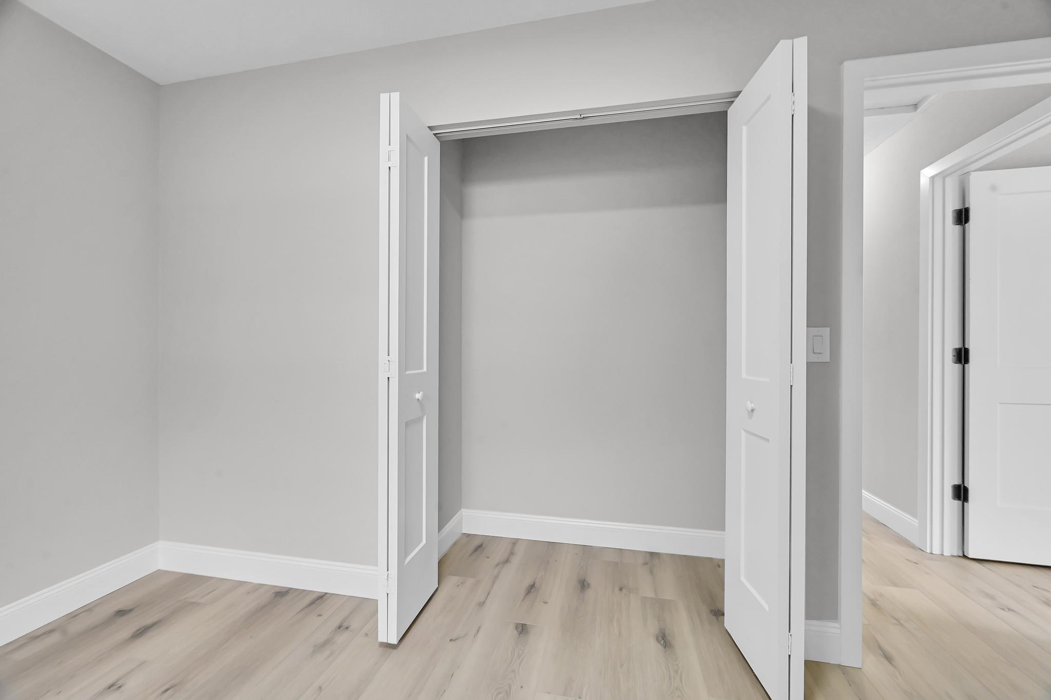 8487 Southeast Begonia Way Hobe Sound, FL 33455 - Photo 22 of 26 Z63_8648