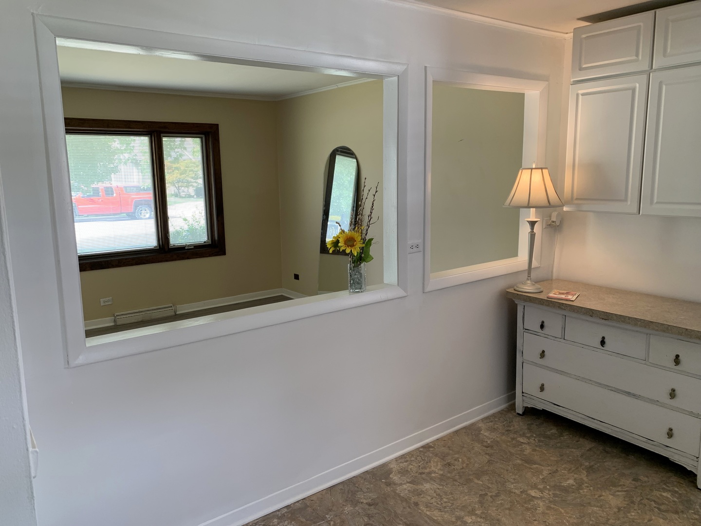 10643 Oxford Avenue Chicago Ridge, IL 60415 - Photo 5 of 15 a view of an entryway with wooden floor