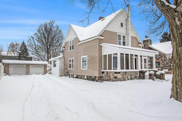 $219,000 | 21 West Shepard Street, Hartford, MI 49057