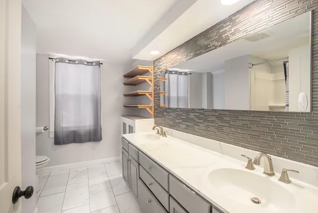 $229,000 | 21 West Shepard Street, Hartford, MI 49057