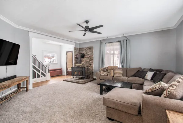 $219,000 | 21 West Shepard Street, Hartford, MI 49057