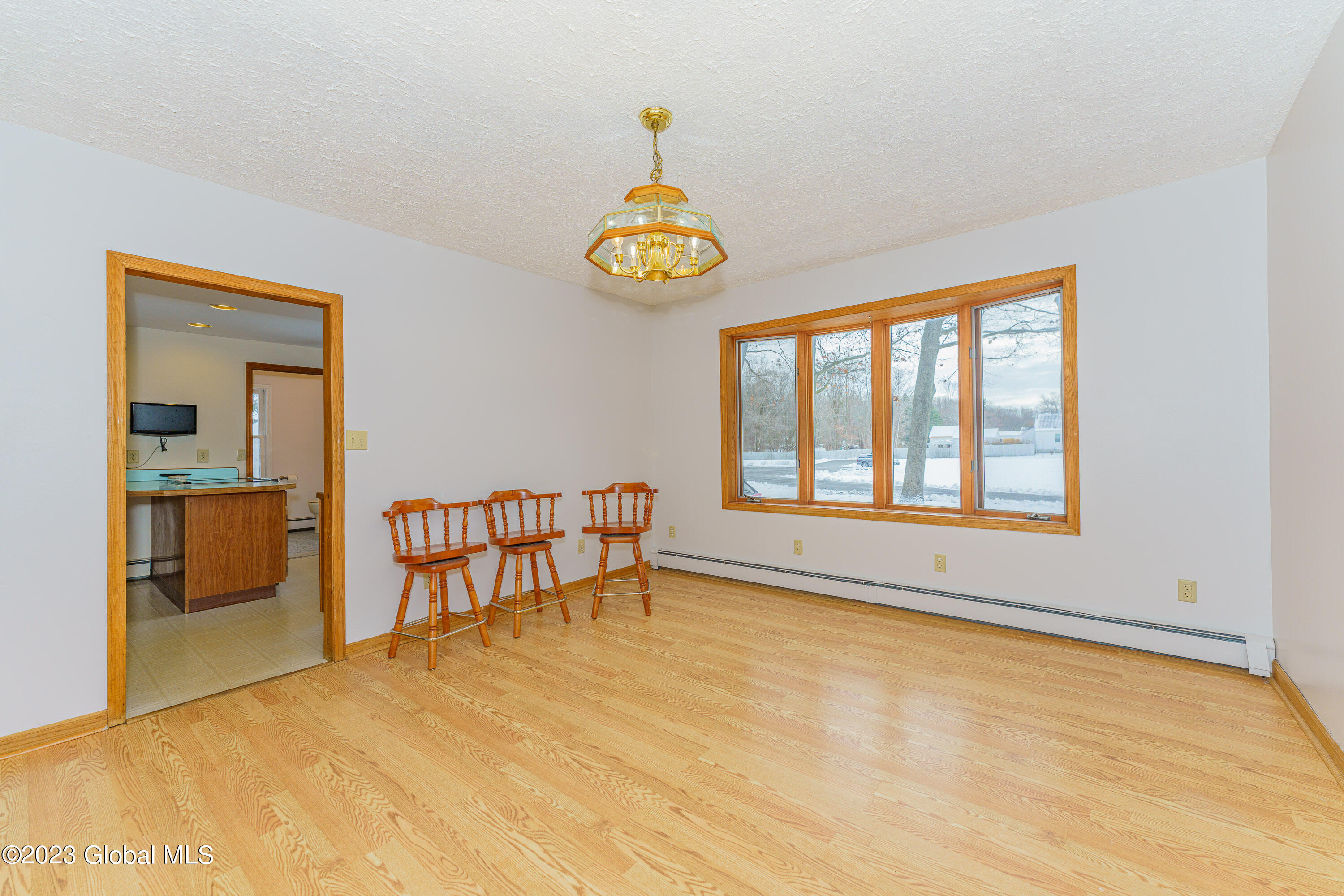 2323 Curry Road Rotterdam, NY 12303 - Photo 14 of 46 3 Diningroom 2