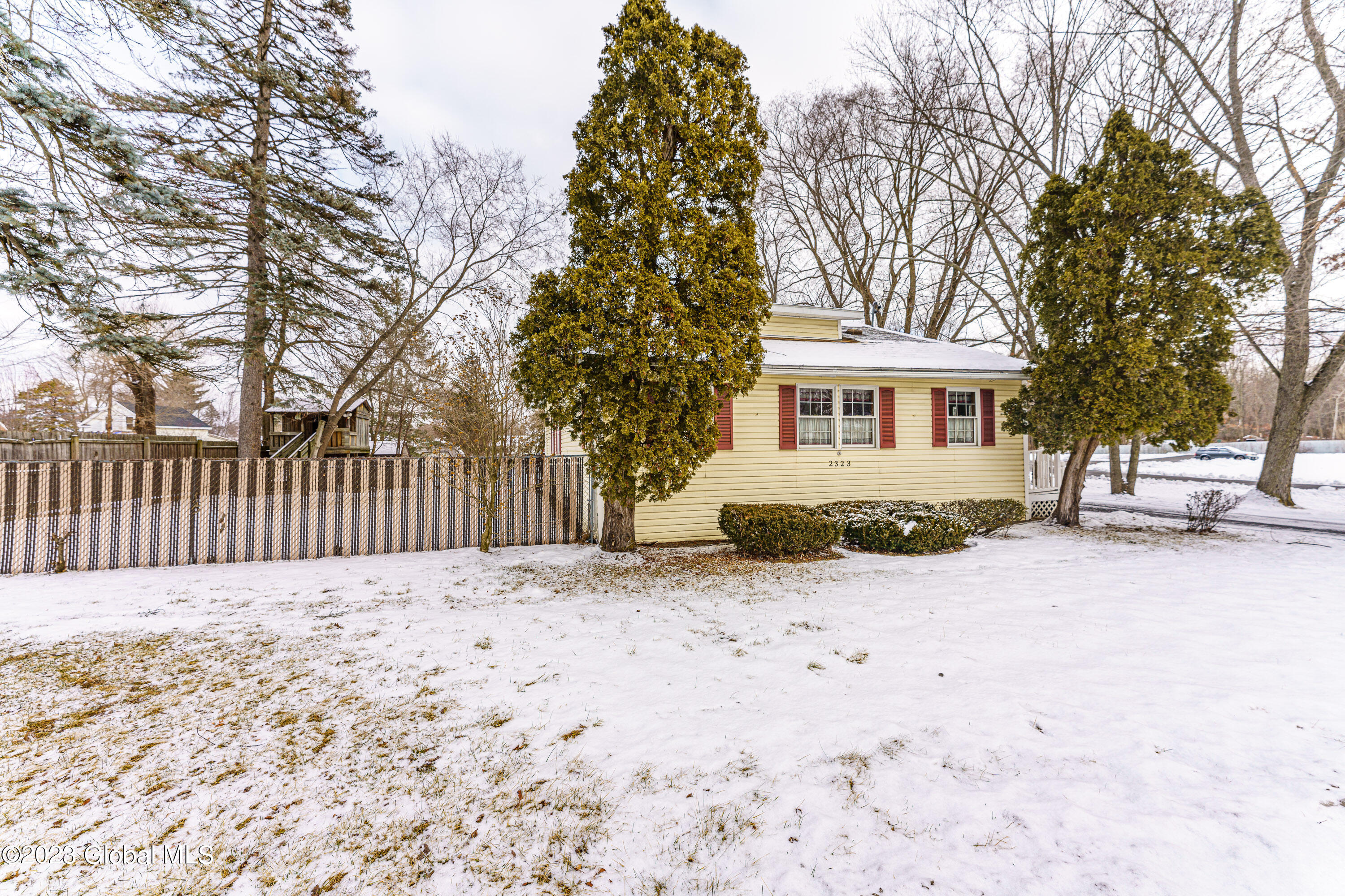 2323 Curry Road Rotterdam, NY 12303 - Photo 2 of 46 0 front 2