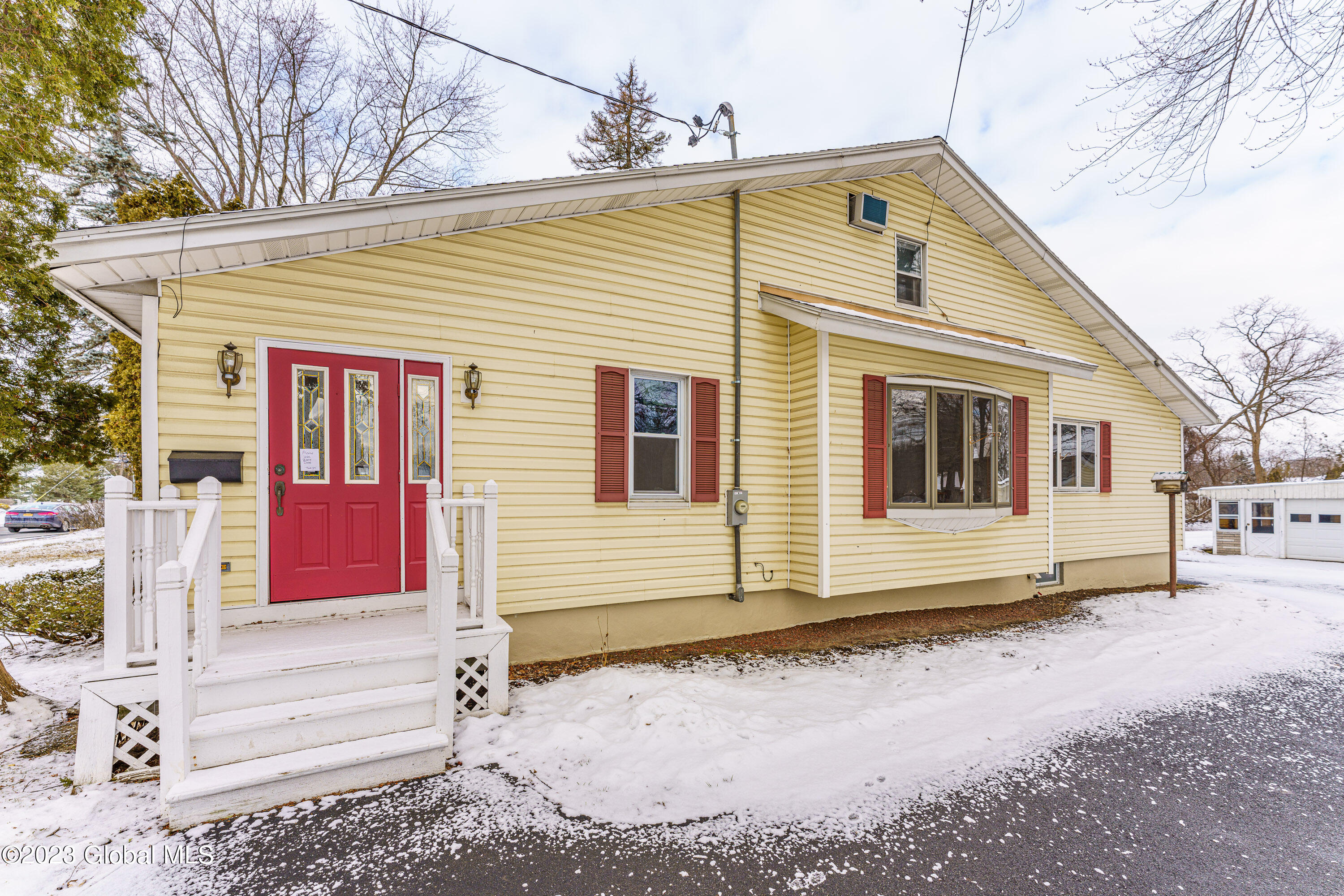 2323 Curry Road Rotterdam, NY 12303 - Photo 3 of 46 0 front 3