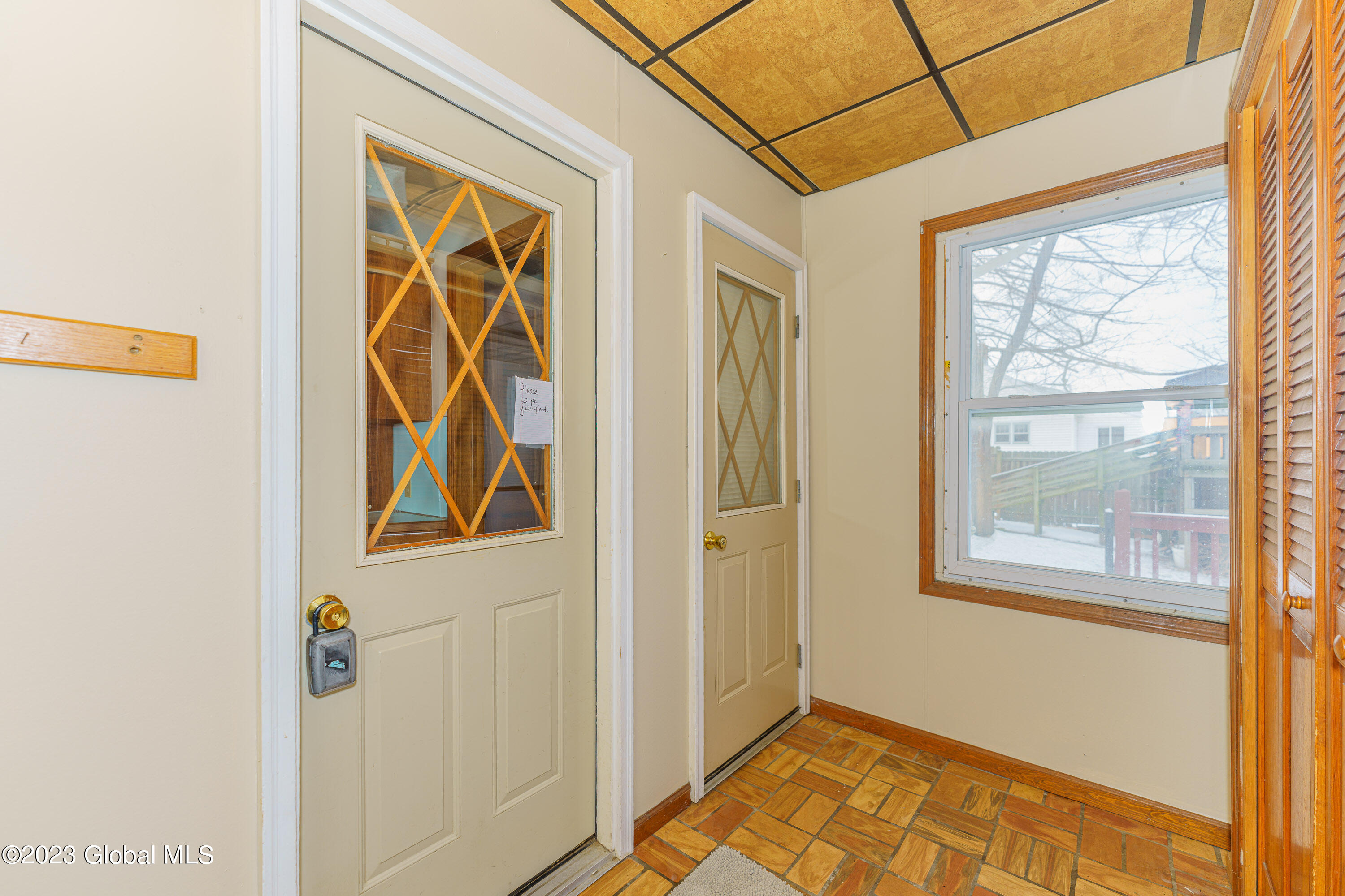 2323 Curry Road Rotterdam, NY 12303 - Photo 34 of 46 Mudroom