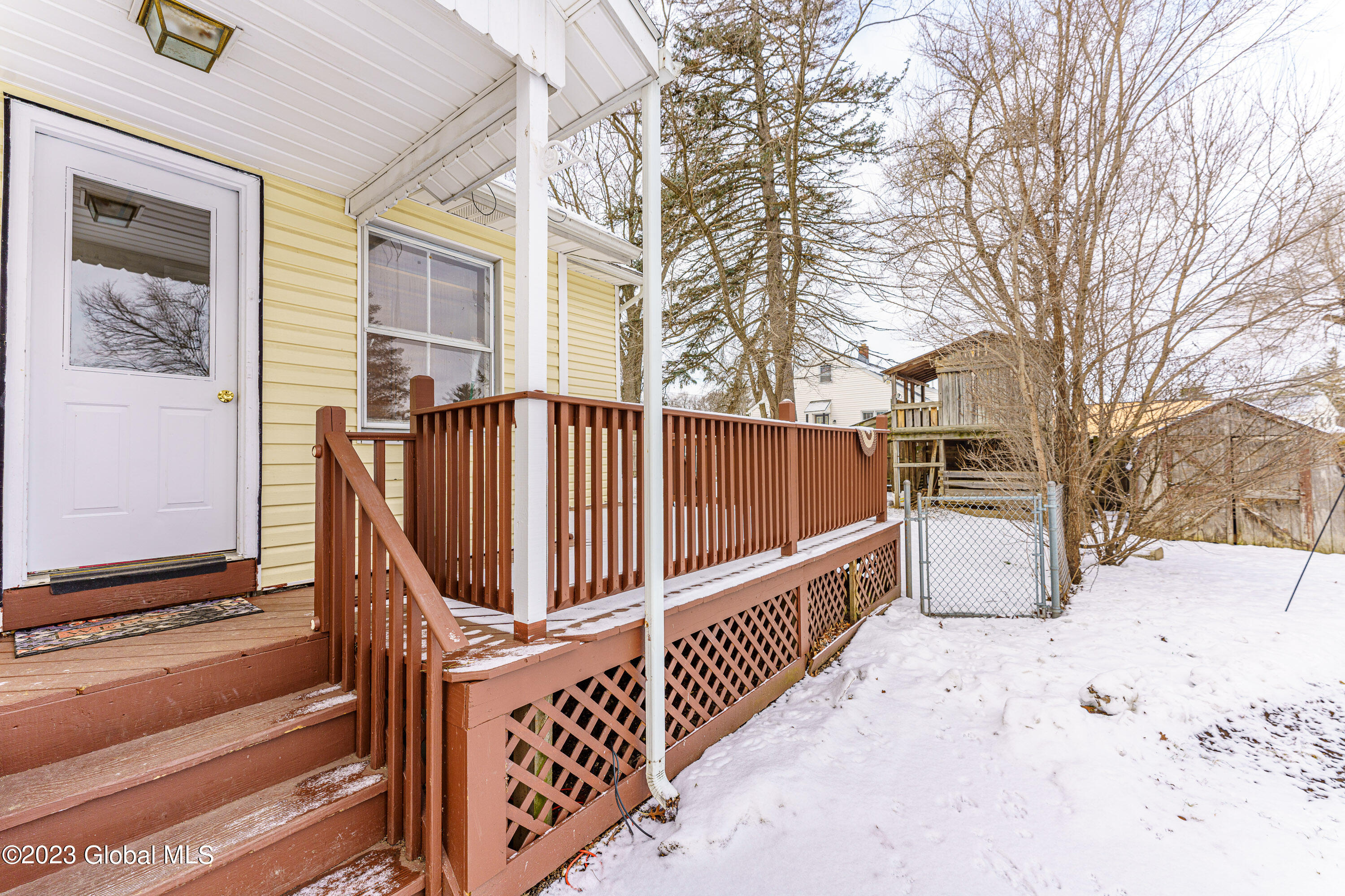 2323 Curry Road Rotterdam, NY 12303 - Photo 42 of 46 Yard 8