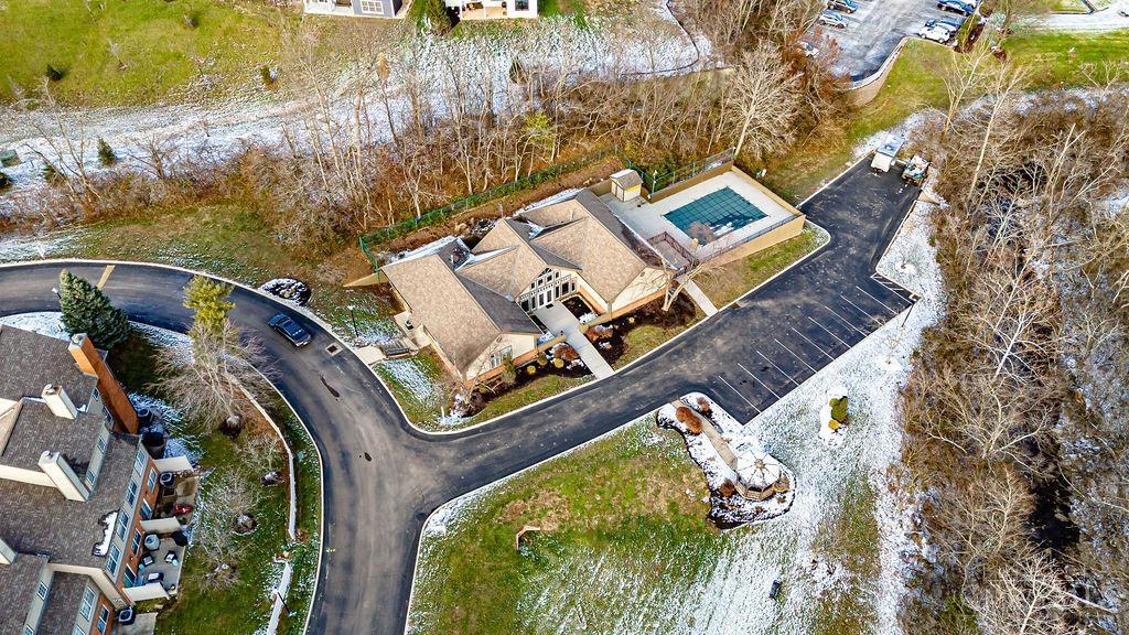 10555 Montgomery Road, Unit 19 Montgomery, OH 45242 - Photo 35 of 41 Gallery Image 35