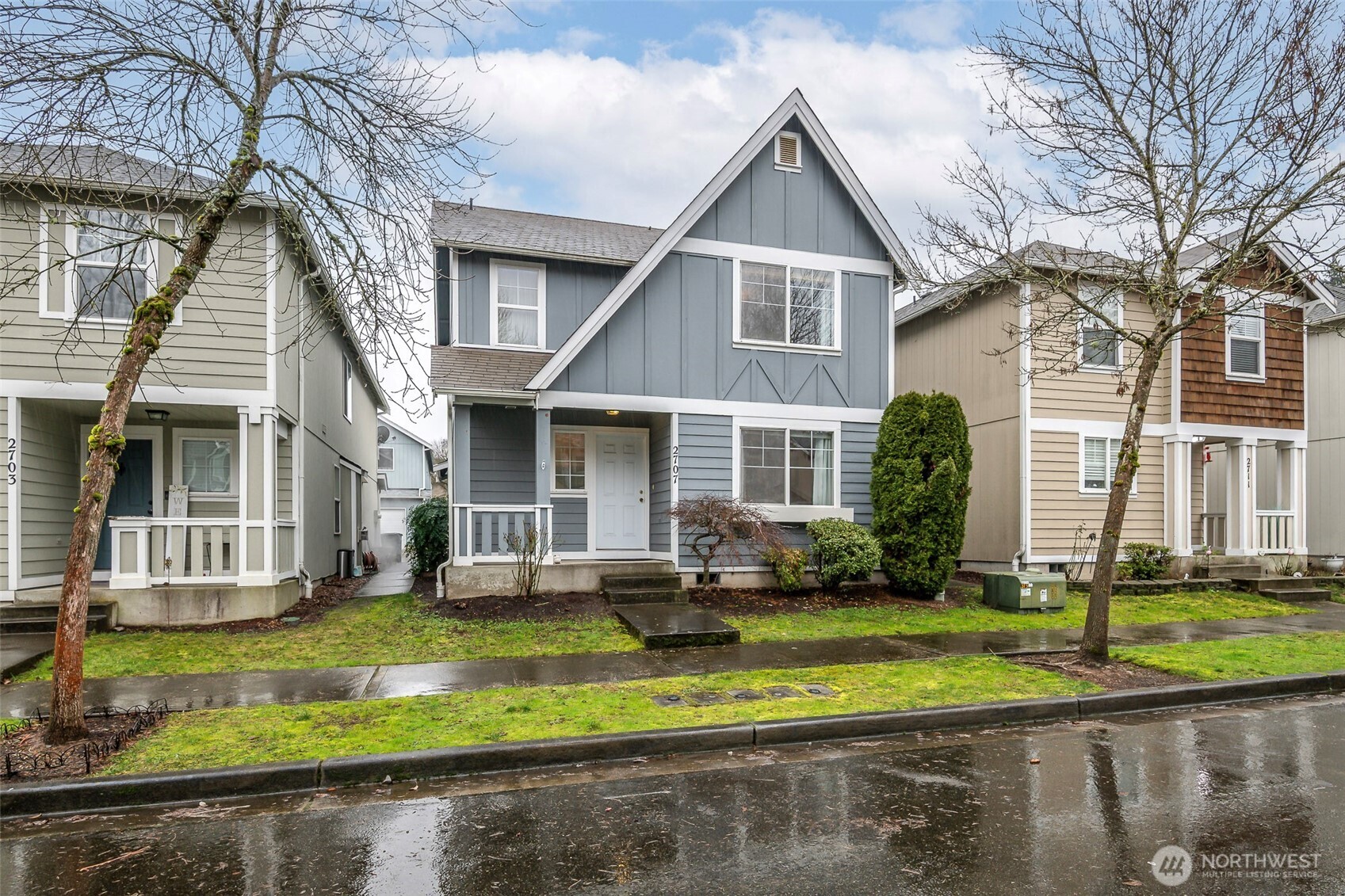 2707 8th Street Southeast Puyallup, WA 98374 - Photo 3 of 31