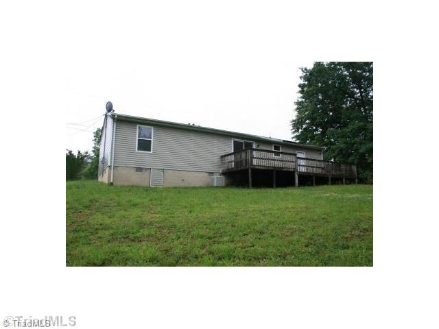 671 Flamingo Road Bassett, VA 24055 - Photo 4 of 16 Exterior Back.