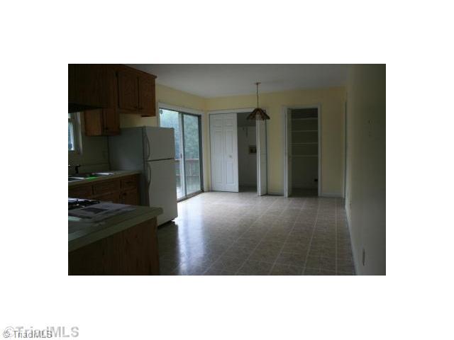 671 Flamingo Road Bassett, VA 24055 - Photo 7 of 16 Kitchen.