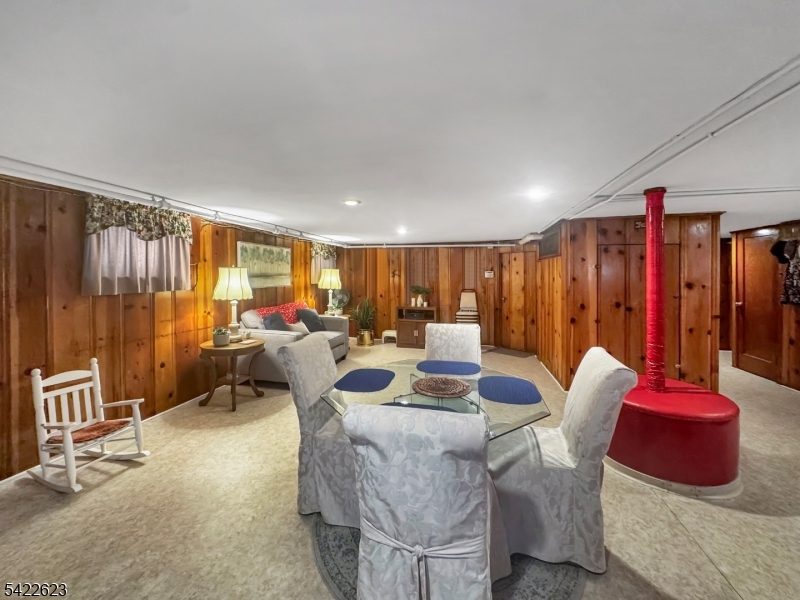 142 Bailey Avenue Hillside, NJ 07205 - Photo 5 of 16