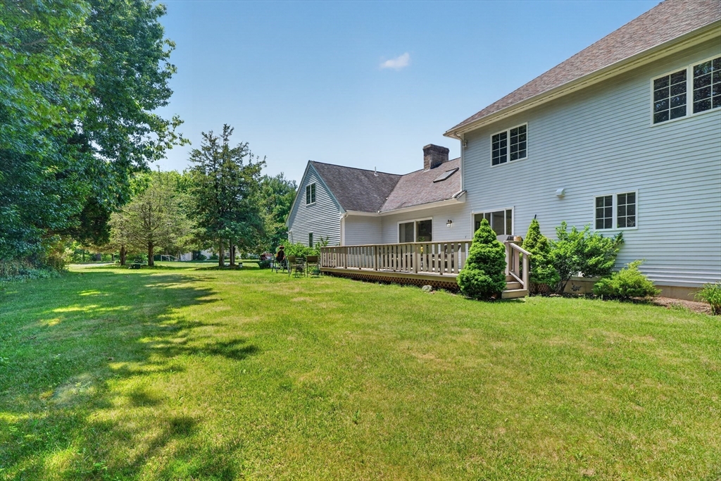 29 Page Road Weston, MA 02493 - Photo 31 of 34