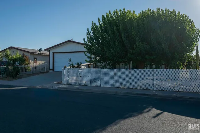 $249,900 | Undisclosed Address, Delano, CA 93215
