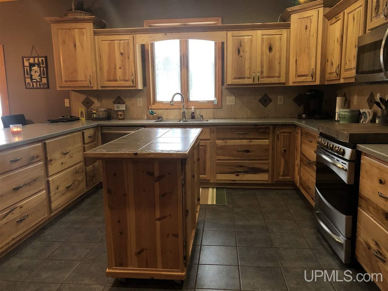 105 Morgan Meadows Road Marquette, MI 49855 - Photo 7 of 38