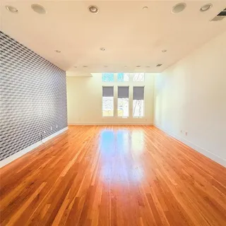$2,795 | 1600 North Haskell Avenue, Unit 11, Dallas, TX 75204