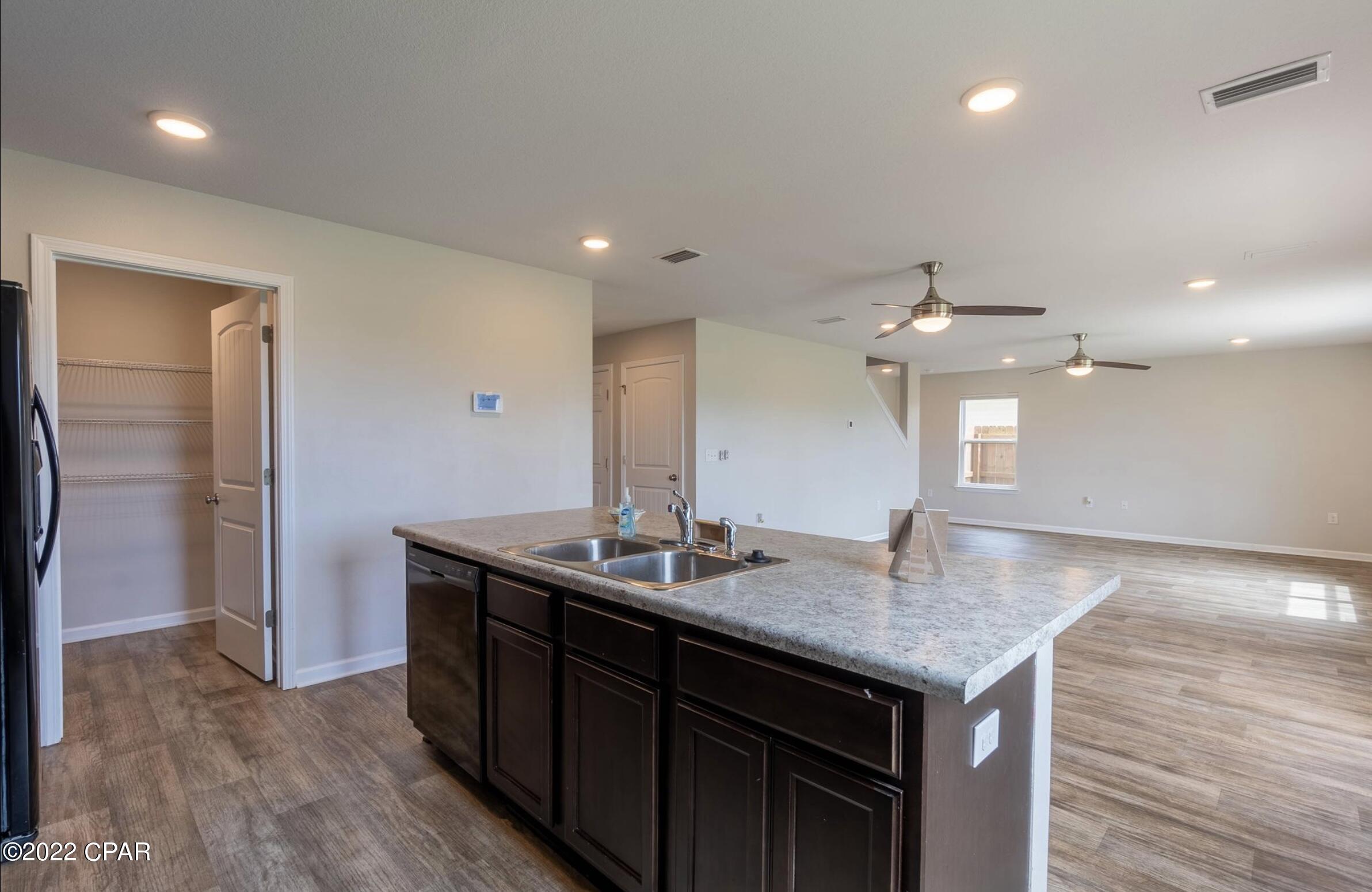 170 Osprey Lake Road Panama City, FL 32404 - Photo 4 of 27