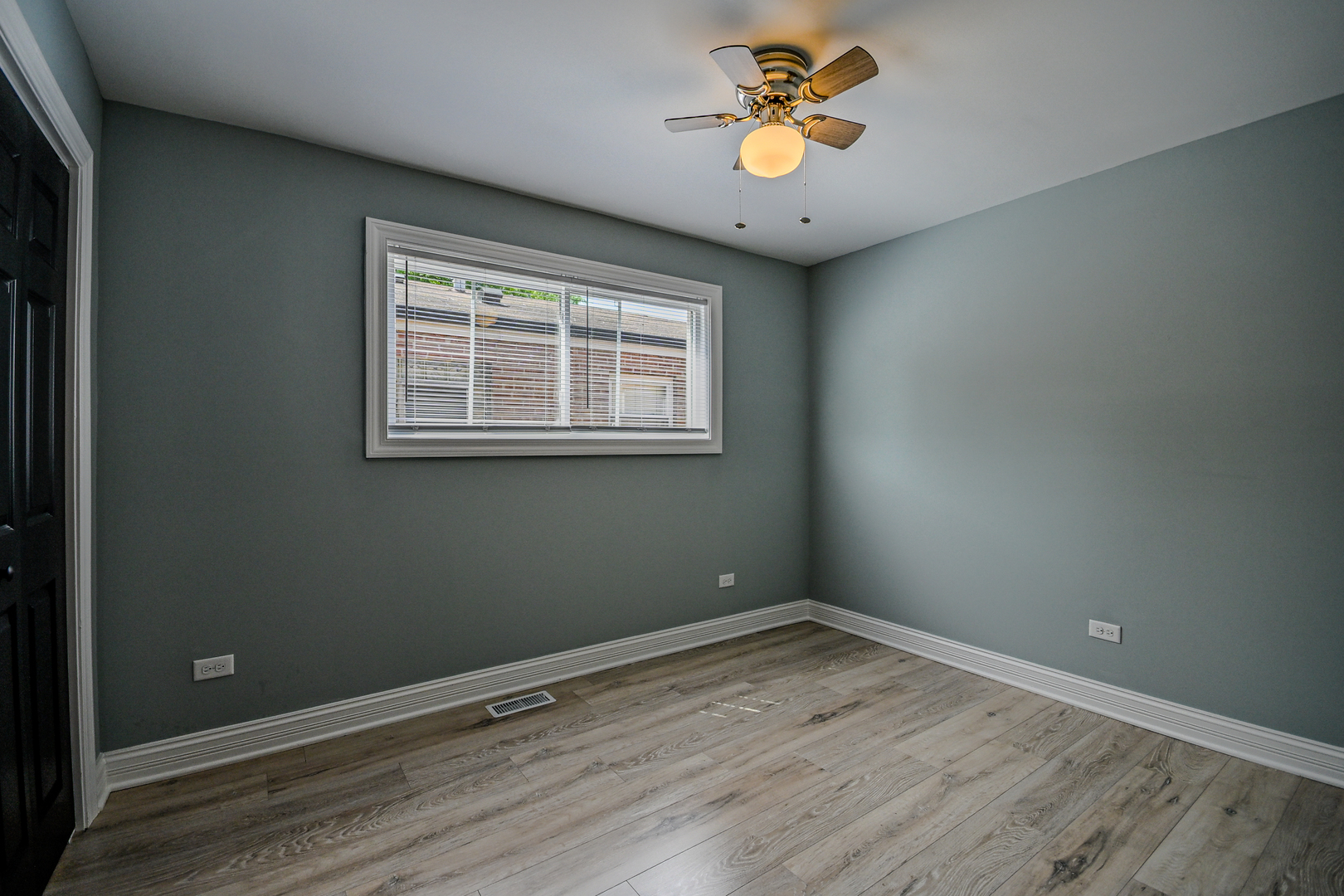 1237 East 95th Street Chicago, IL 60628 - Photo 14 of 26