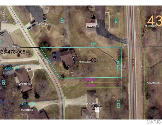 $200,000 | 58 North Woods Circle, Hillsboro, IL 62049